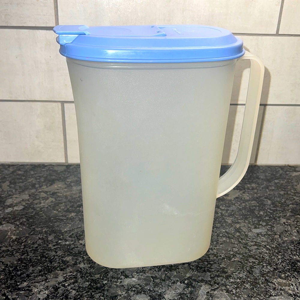 Vintage Tupperware Sheer Slimline milk/juice pitcher  good Preloved cond…